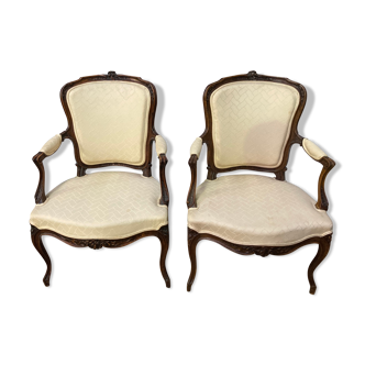 Pair of armchairs style Louis XV beige
