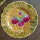 plat et assiettes barbotine fruits Sarreguemine