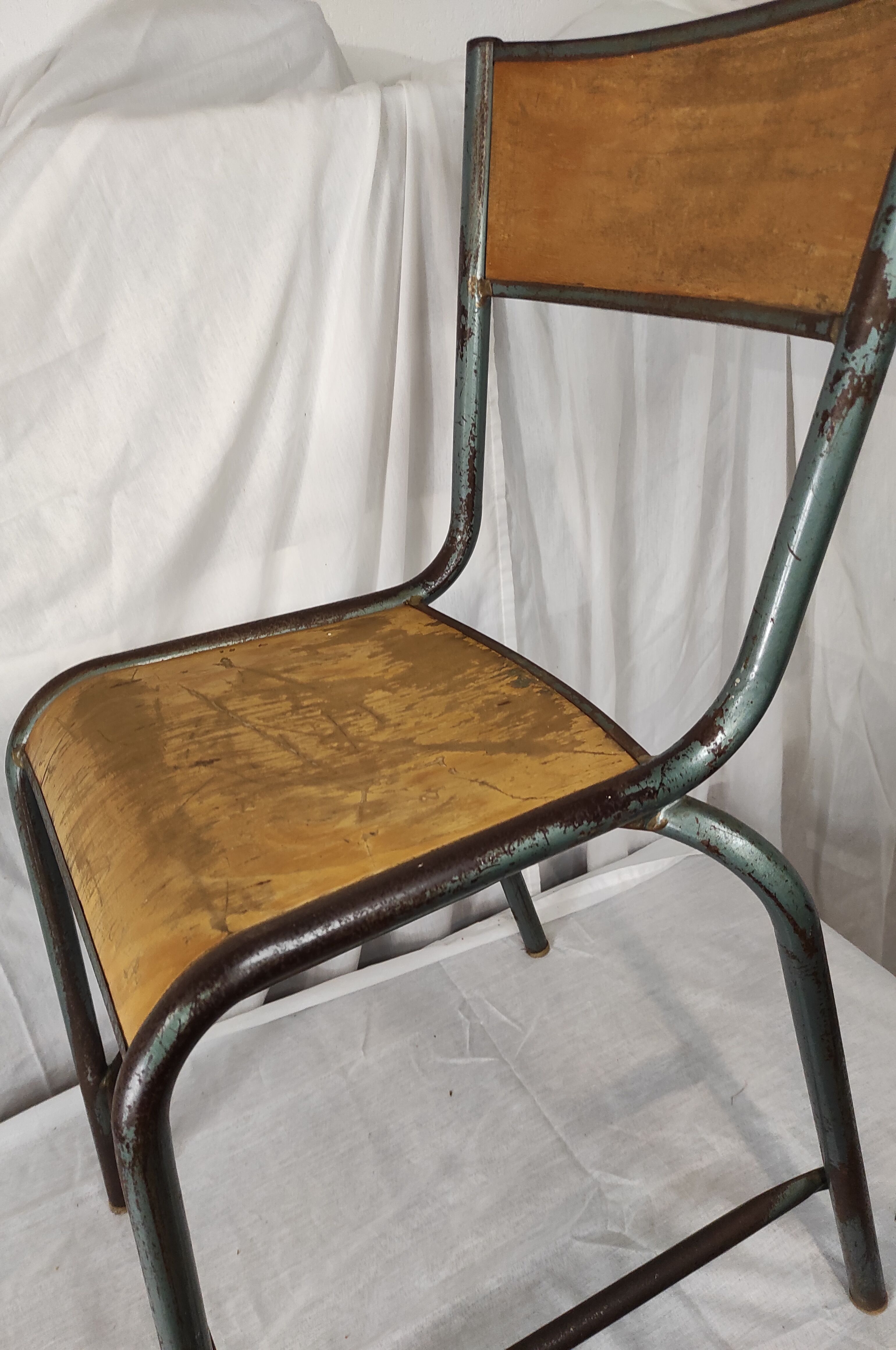 School chair / laboratory stool 1960