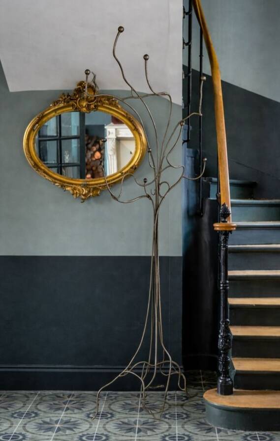 Hat and coat tree sculpture design – Artistic ironwork - door