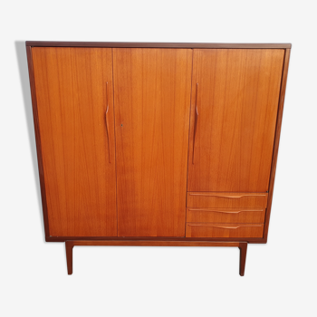 Armoire penderie vintage scandinave en teck