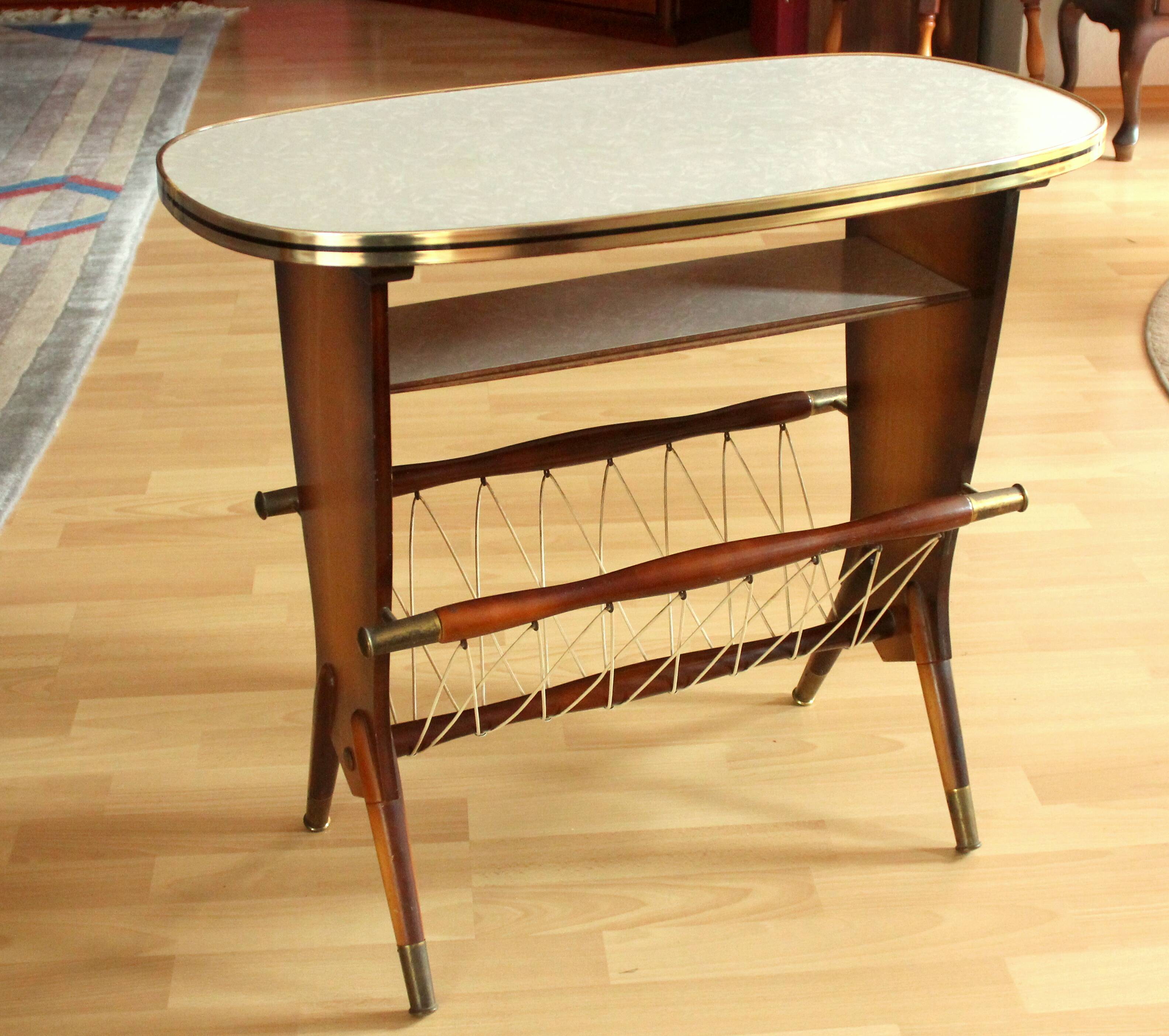 Original 1950s side table with magazine rack - Vintage