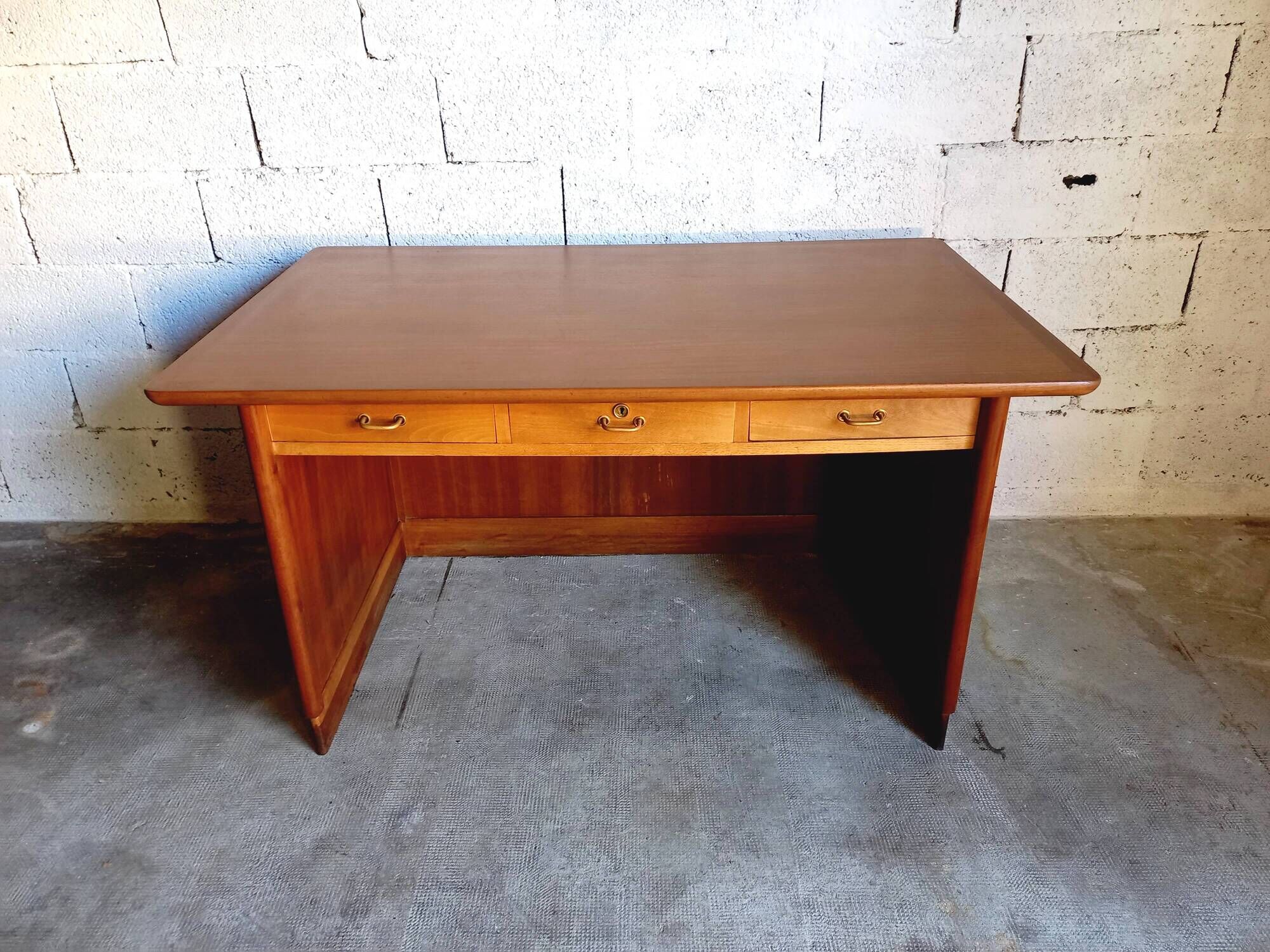Bureau de direction vintage en bois et teck années 50/60