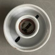 Applique ou plafonnier en porcelaine et verre blanc