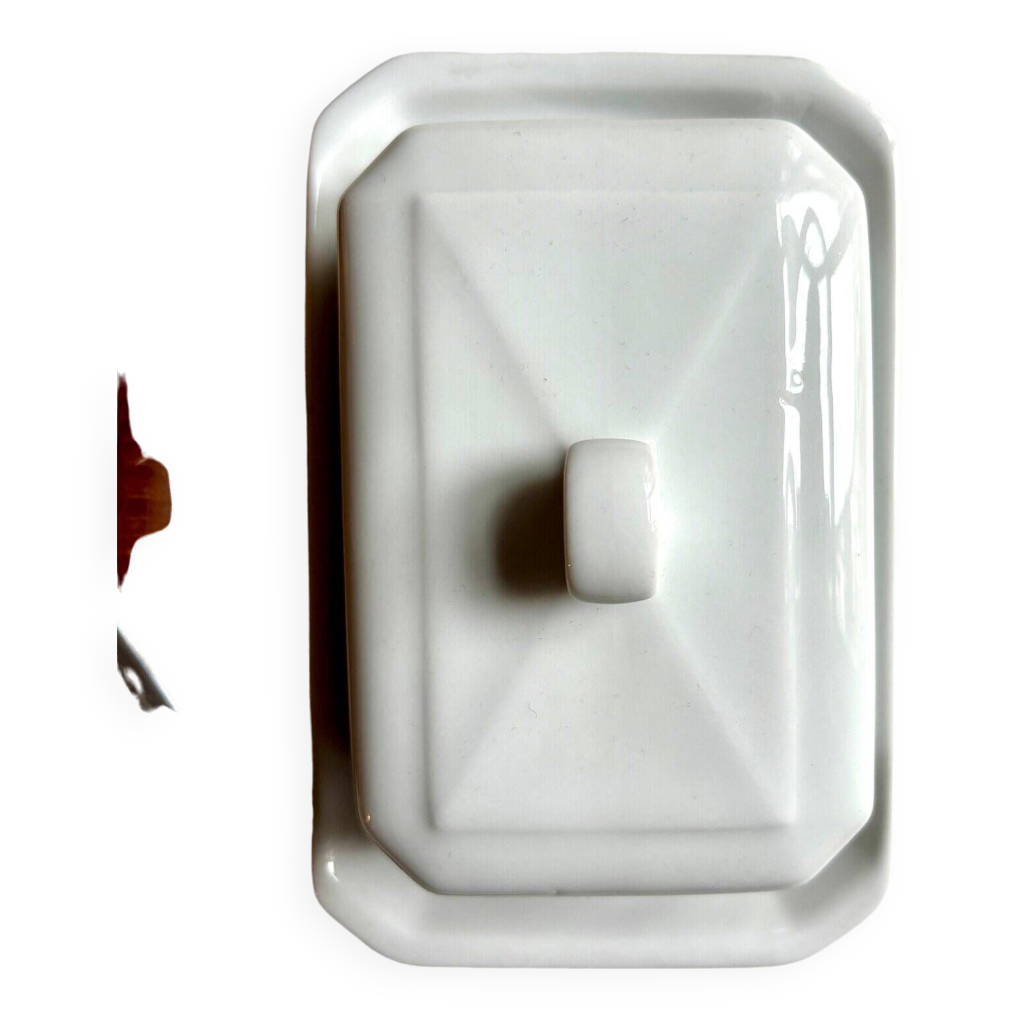 Beurrier Pillivuyt en porcelaine blanche