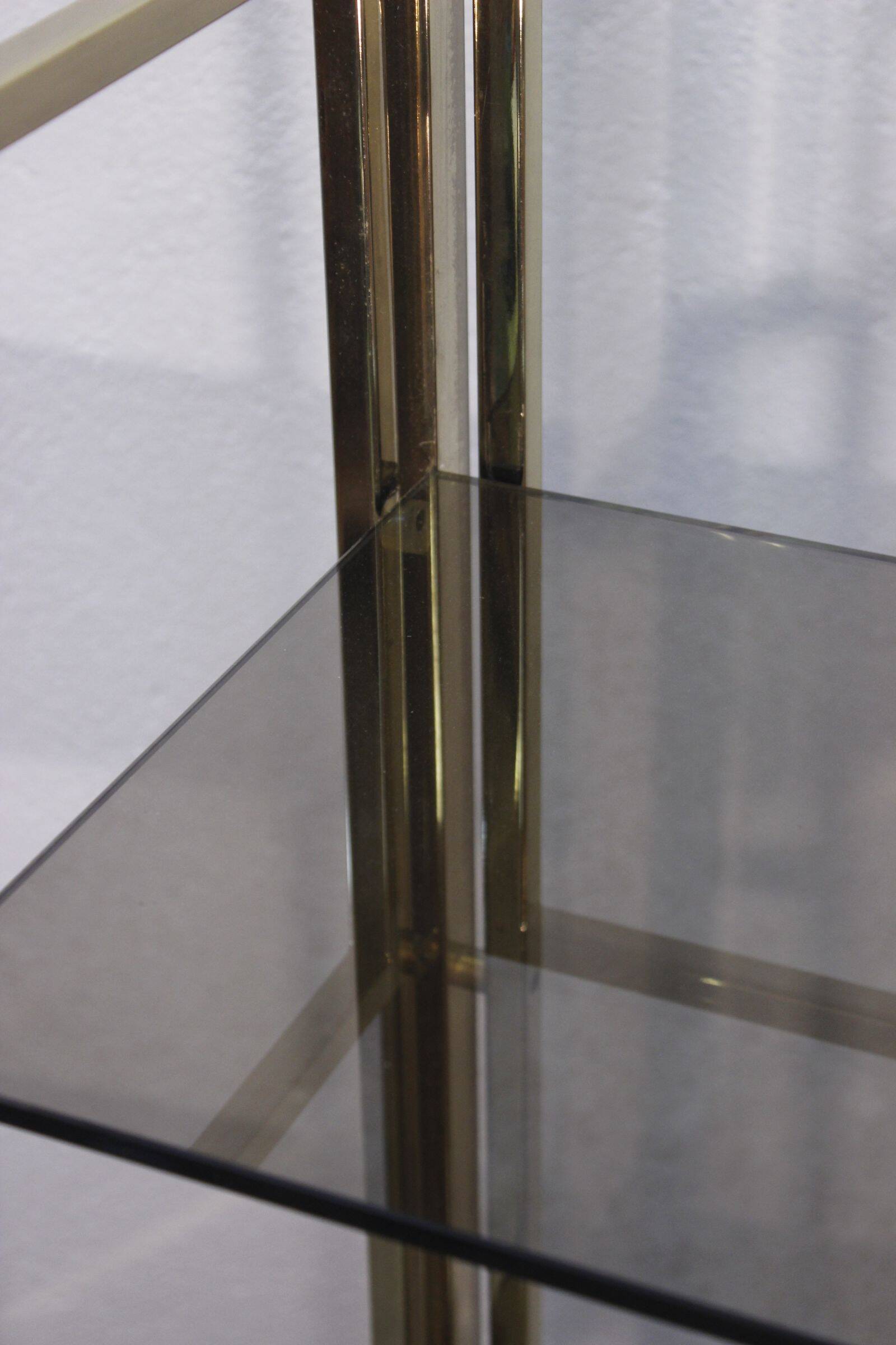 Post-modern shelf in gilded brass, Italy 1970s