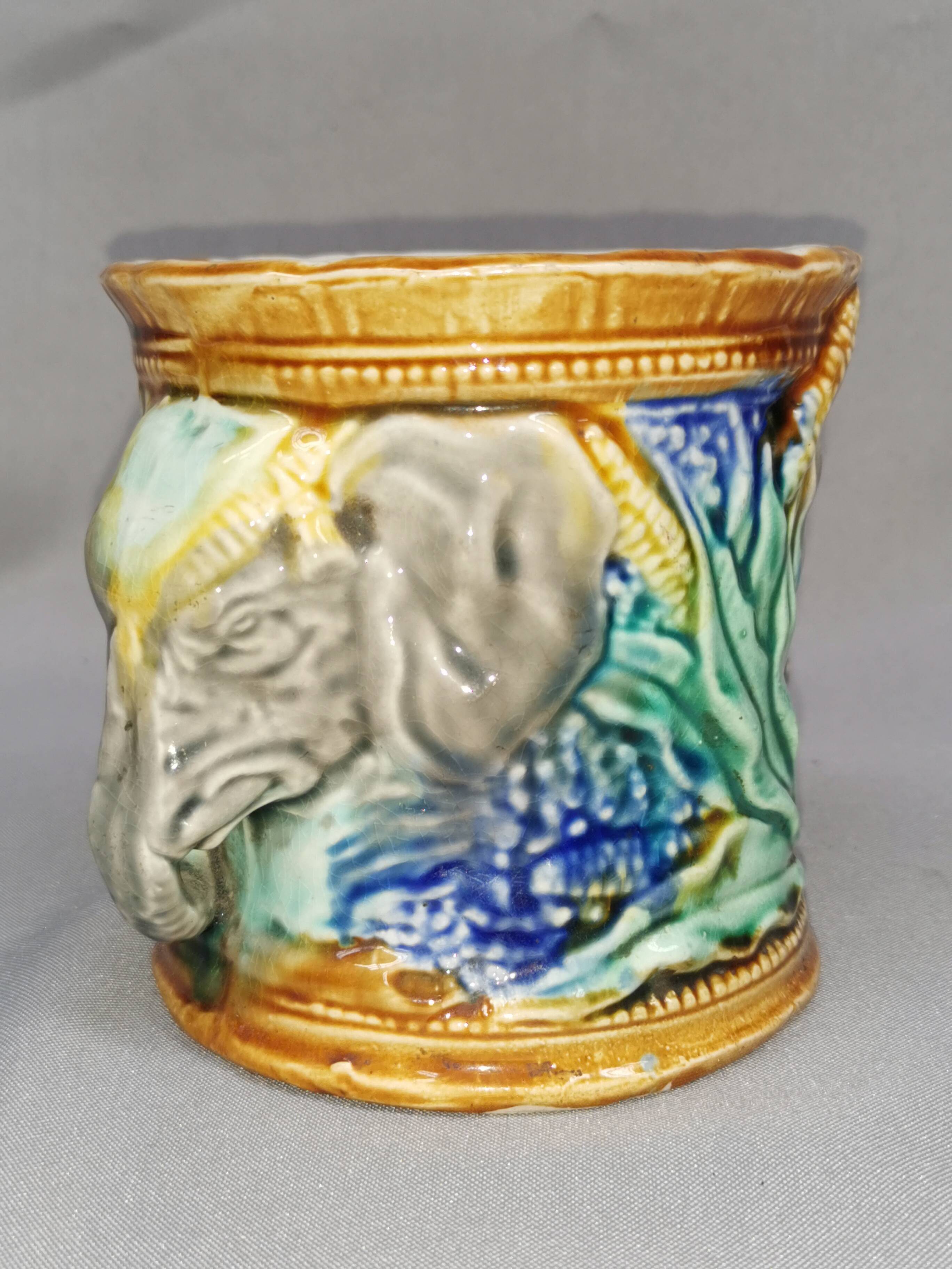 Old tobacco pot / pencils, flower vase elephant onnaing earthenware slip