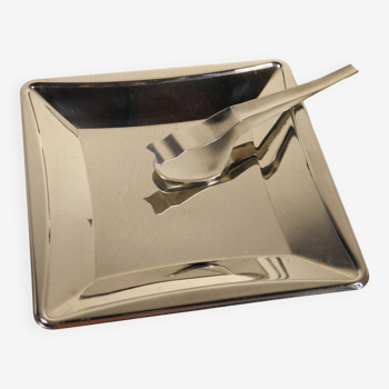 Serving tray and tongs from the 70s