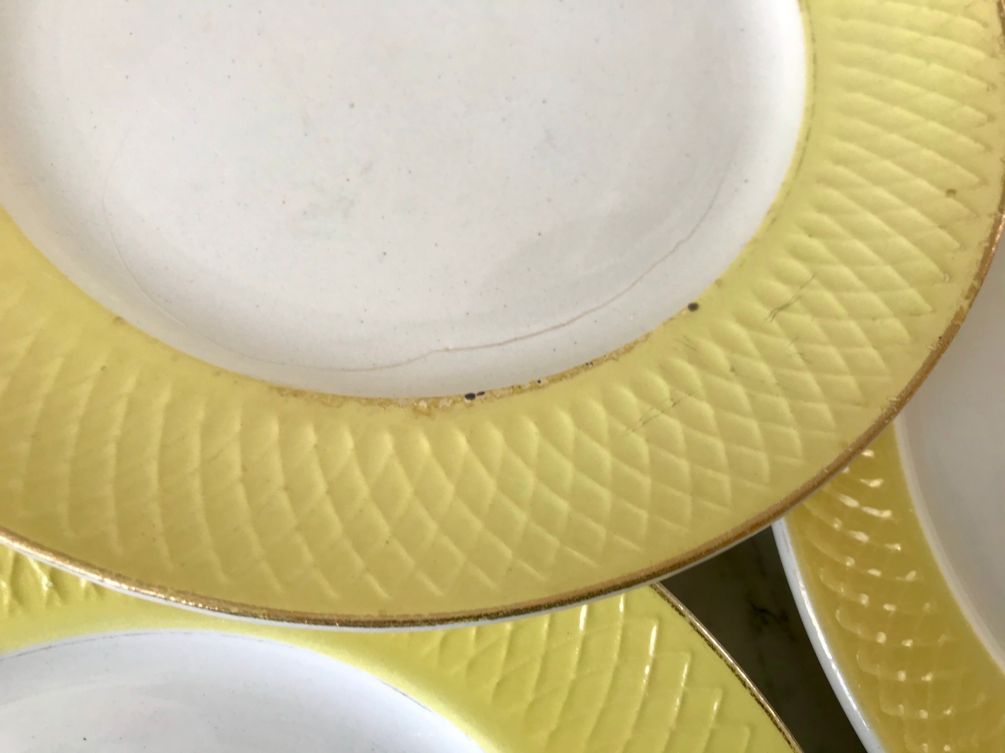 set of 6 flat plates Moulin des Loups textured canary yellow 50s