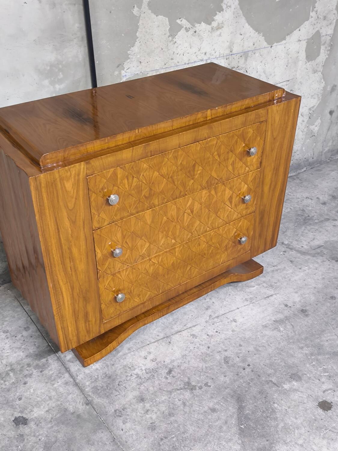 Vintage Art Deco commode from the 1950s.