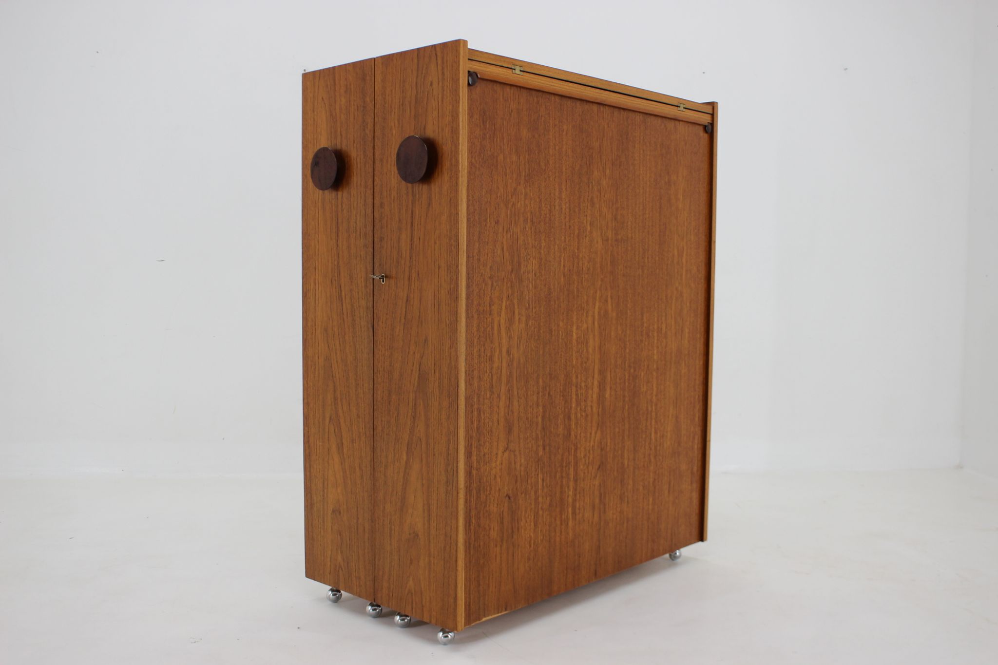 Meuble bar de Johannes Andersen, Danemark, 1960