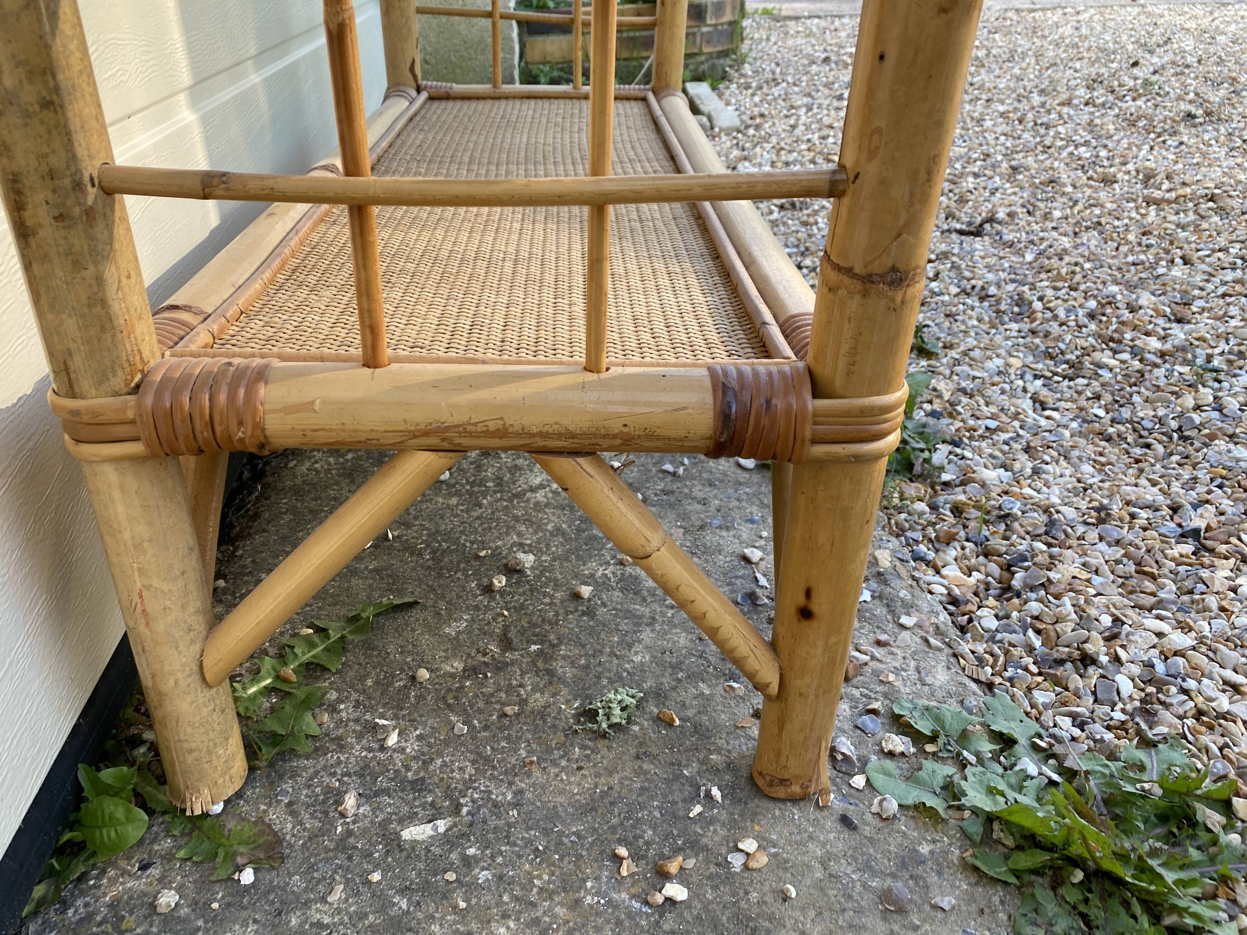 Bookcase Vintage rattan shelf