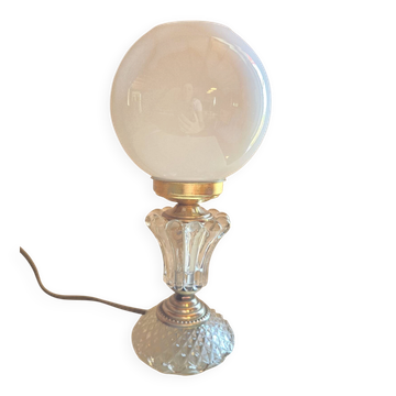 Glass lamp with white opal globe