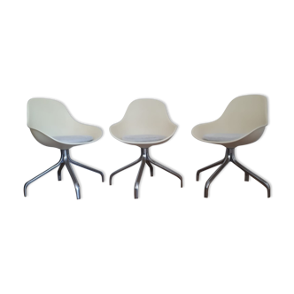 Trois chaises pivotantes par Chris Martin pour Ikea