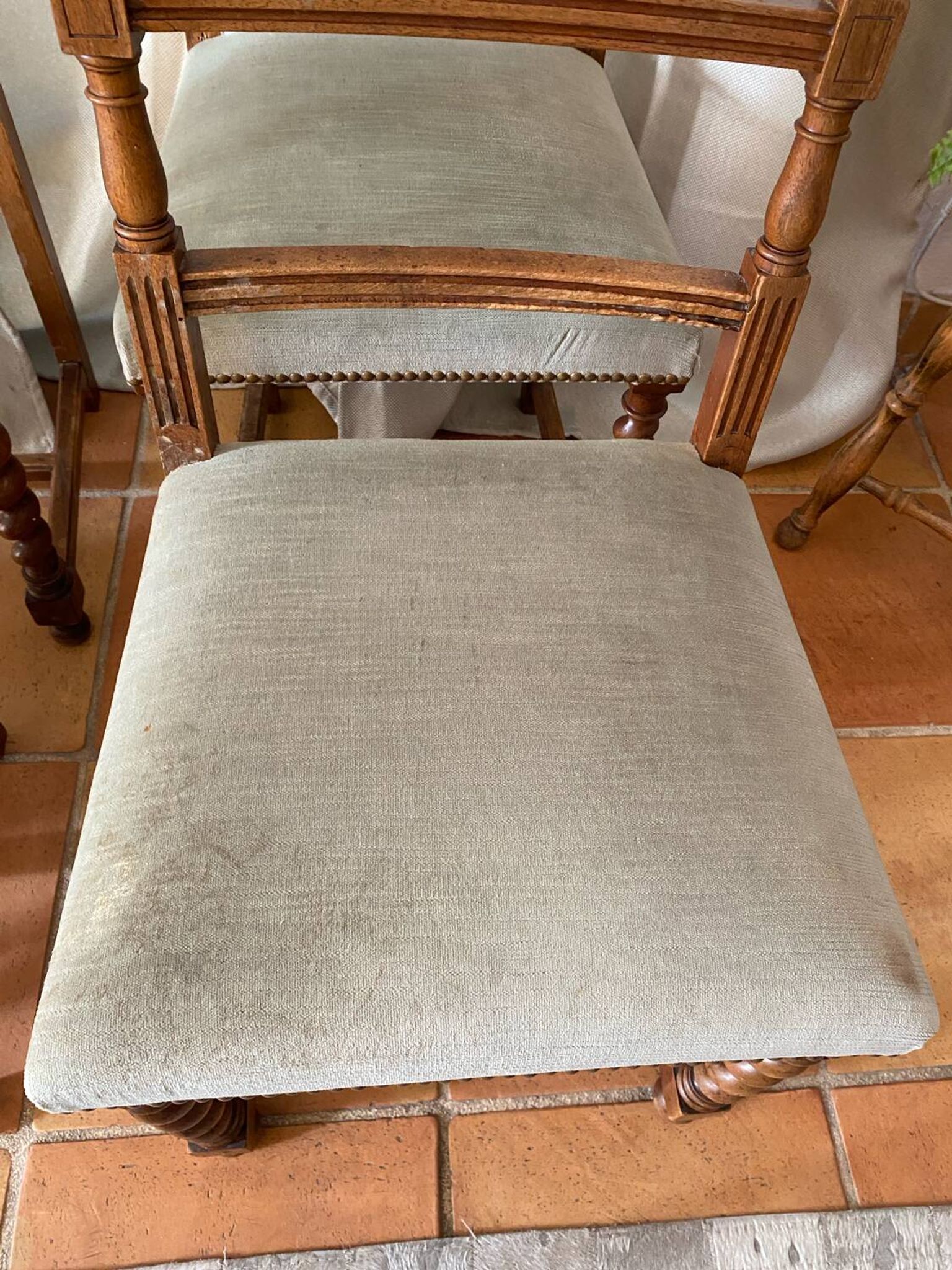 Six turned wooden chairs