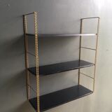 Shelf string gold thread