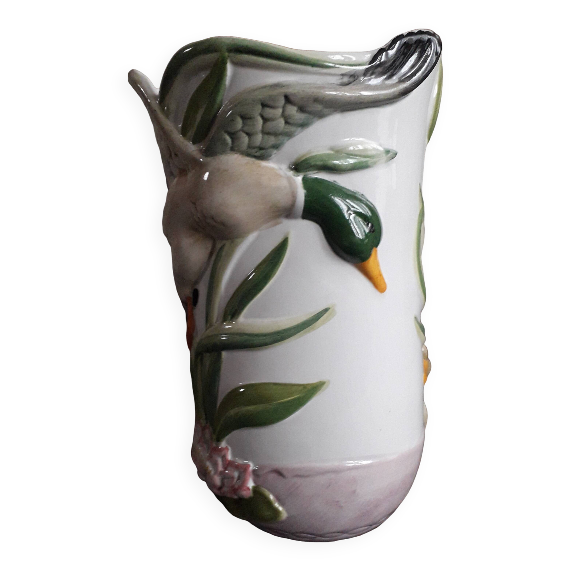 Large, very original vintage vase in slip