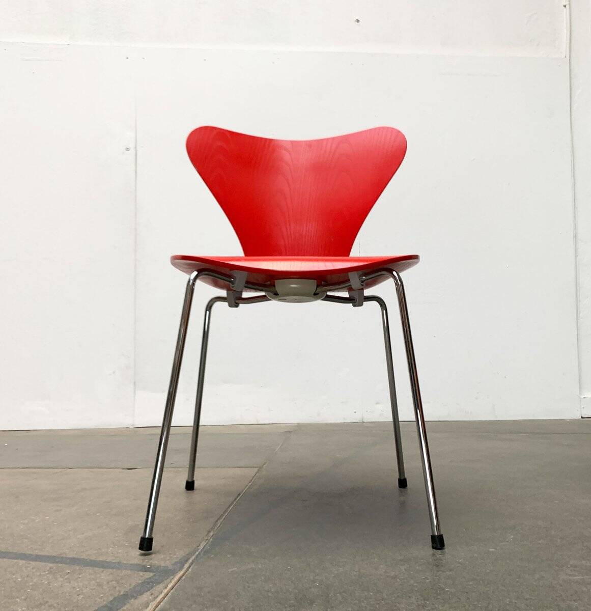 Set of chairs model 3107 by Arne Jacobsen for Fritz Hansen, Denmark, 1997