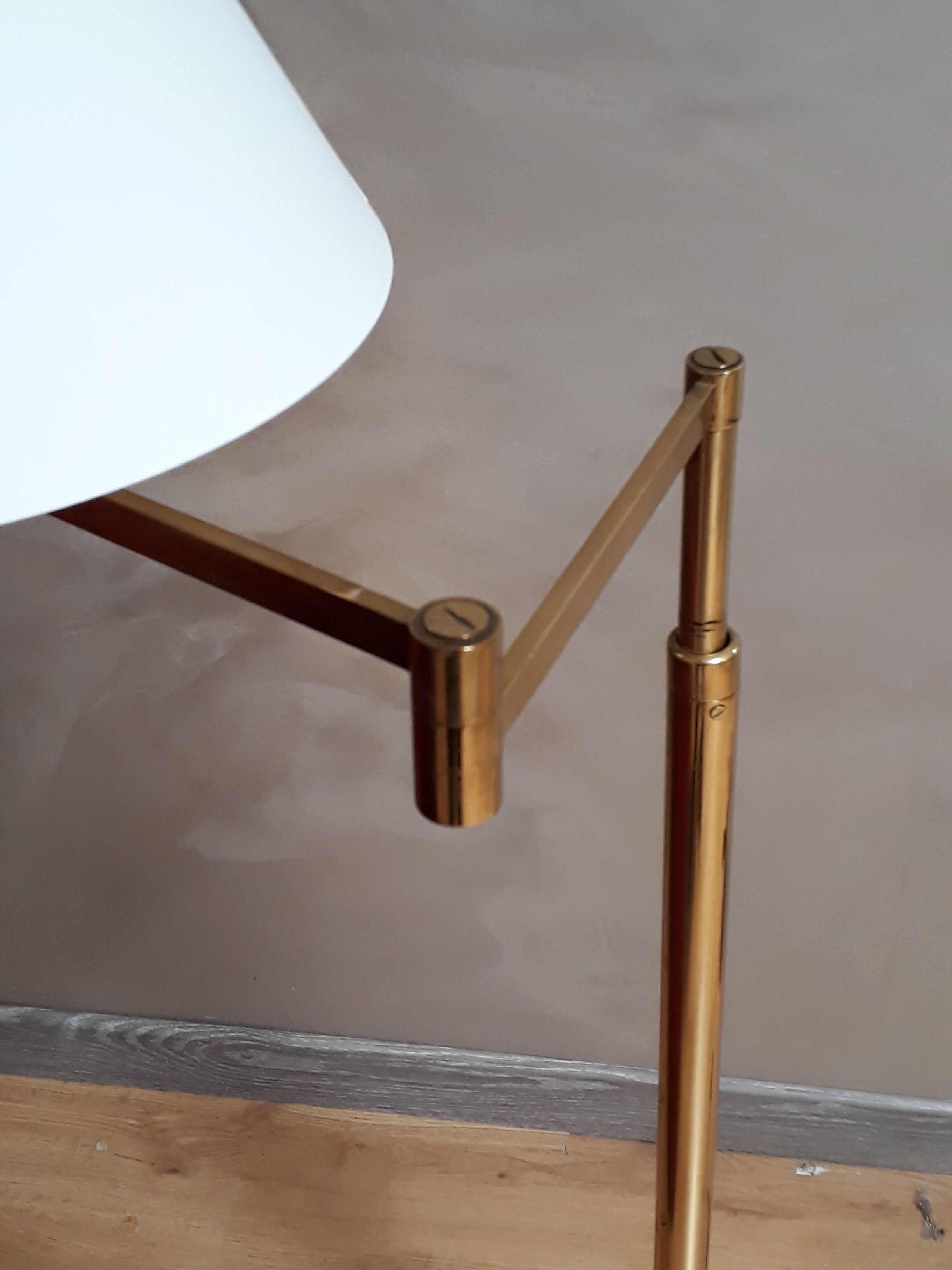Floor lamp polished brass 60s