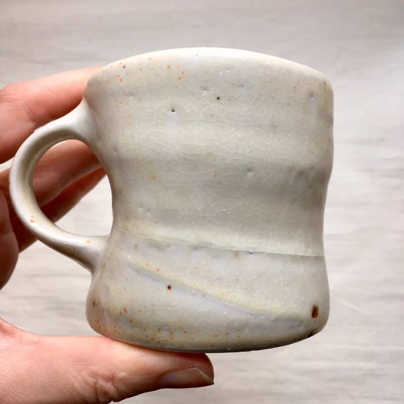 Mug Céramique Artiste avec Anse