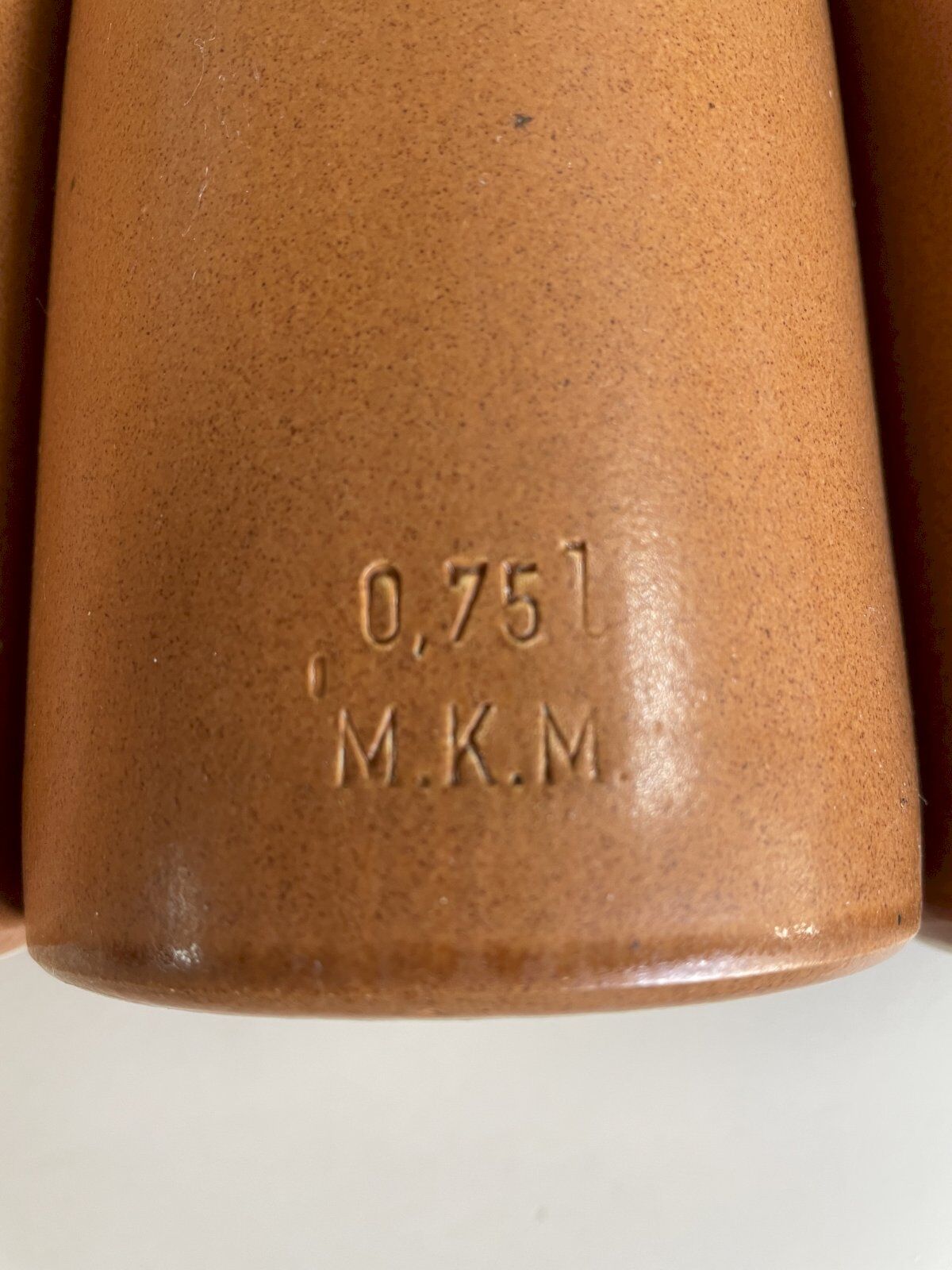 Set of 3 MKM 0.75 L bottles in their wooden box