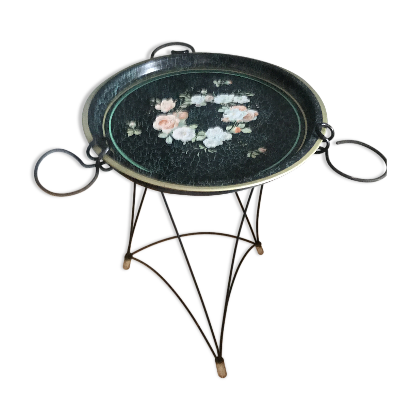 Metal sofa end with floral tray