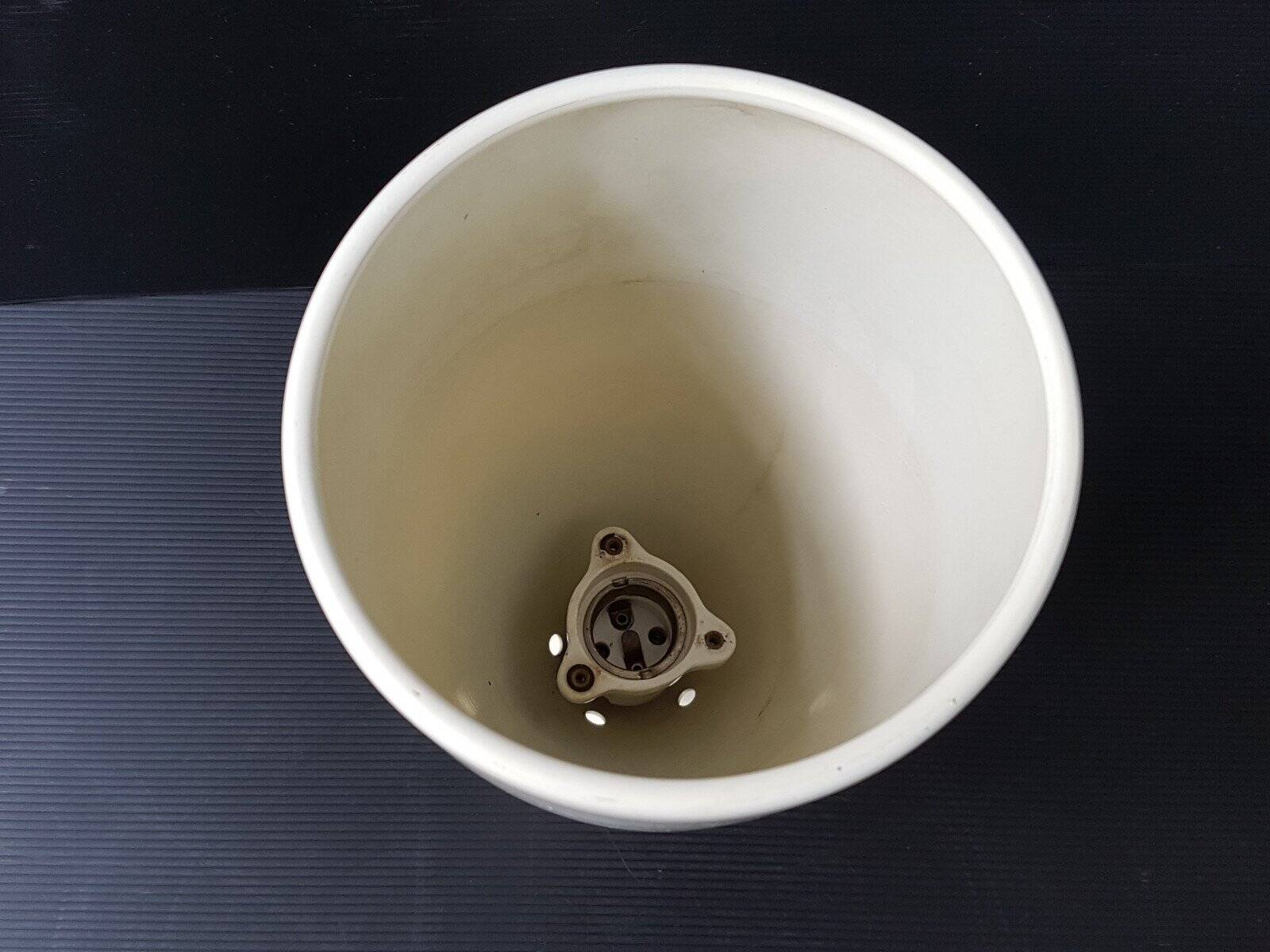 50s beige metal spot lamp on vintage rockabilly swivel.