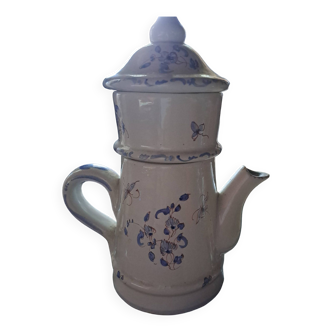 Moustier teapot