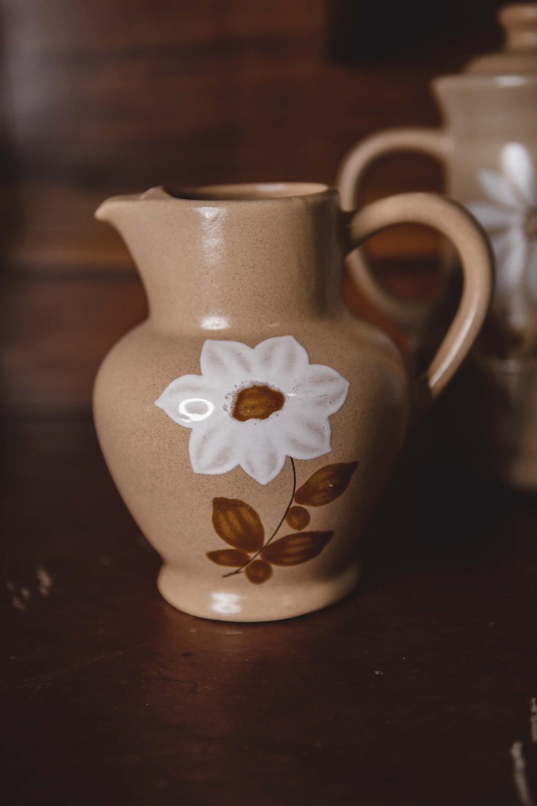 Flowery decanter manufacture Orchies/Moulin des loups