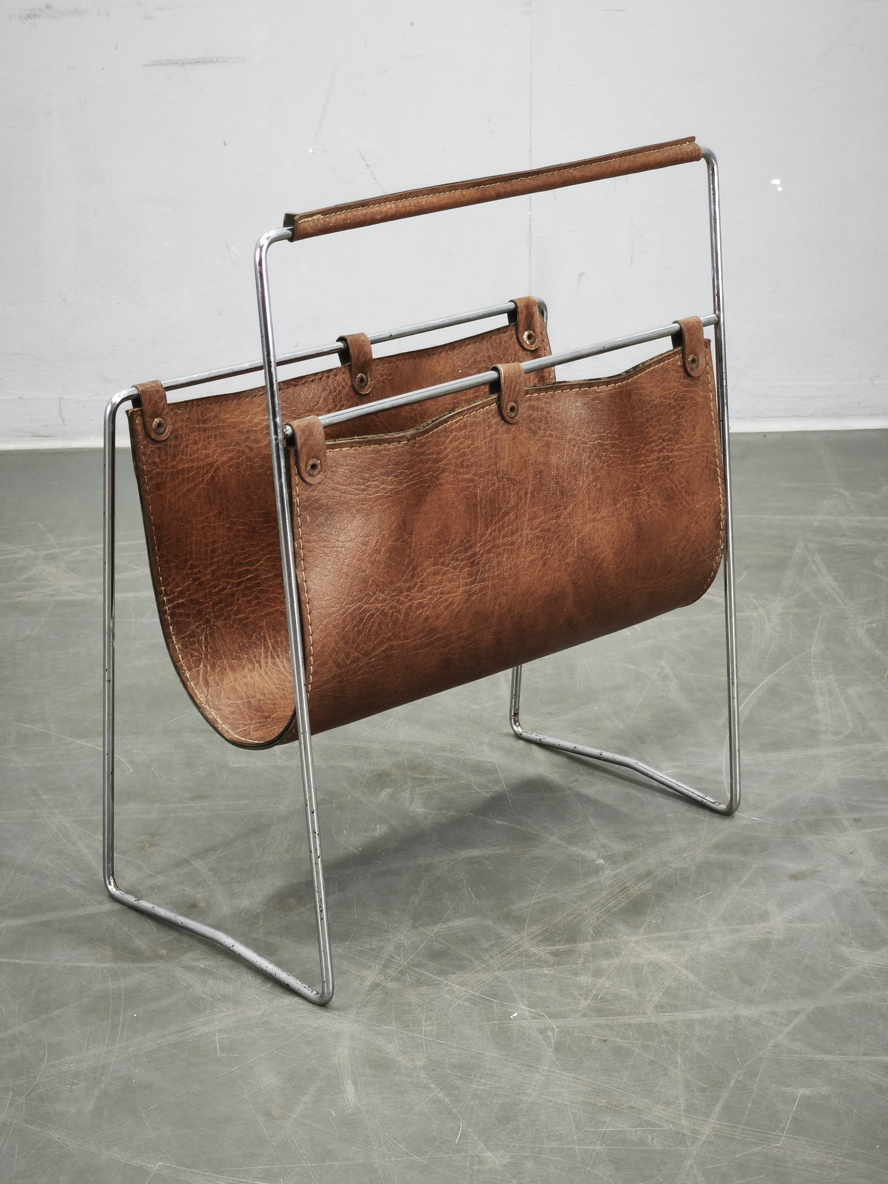 Italian Modernist Leather and Chrome Magazine Rack, 1980s
