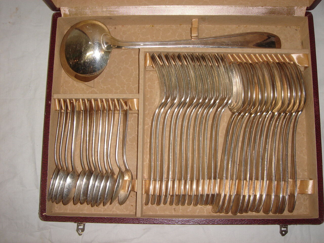 Household 37 pieces silverware
