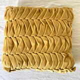 Vintage square cushion in yellow pleated velvet