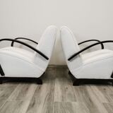 Restored armchairs by Jindrich Halabala, Set of 2