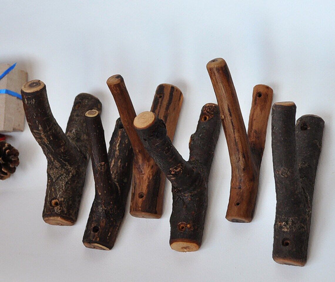 6 Hooks in walnut and apricot branches