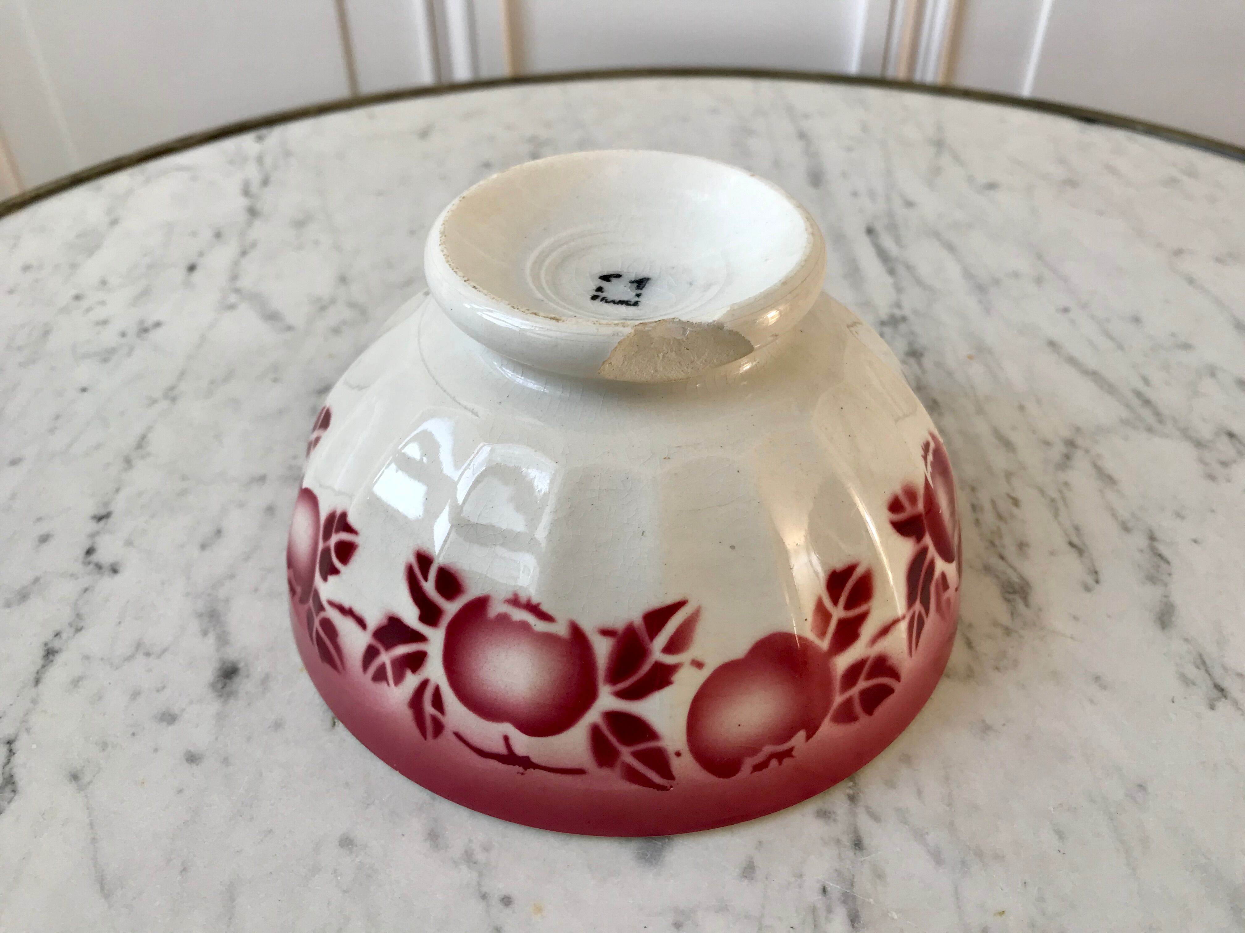 Terre de Fer bowl Badonviller pink early twentieth century