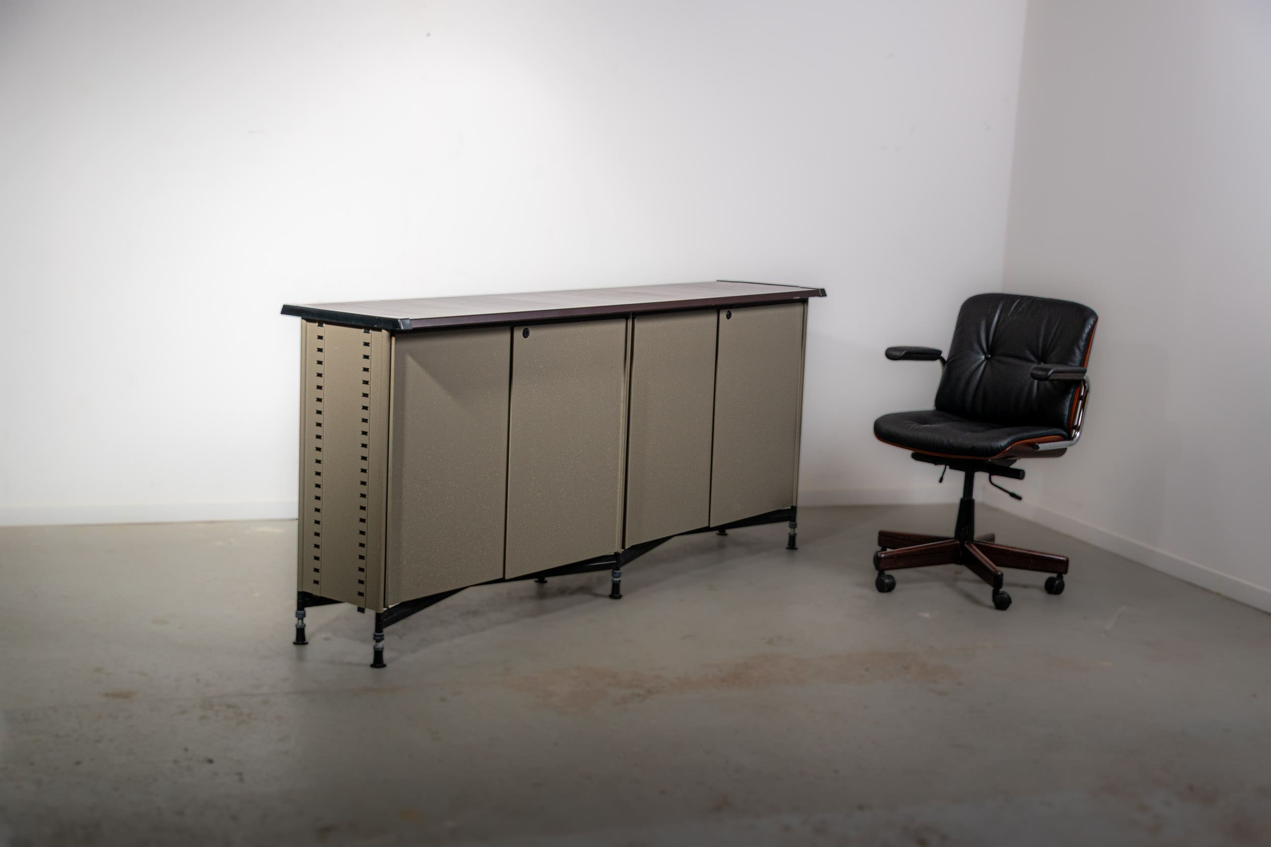 Spazio series sideboard by Studio BBPR for Olivetti, circa 1960