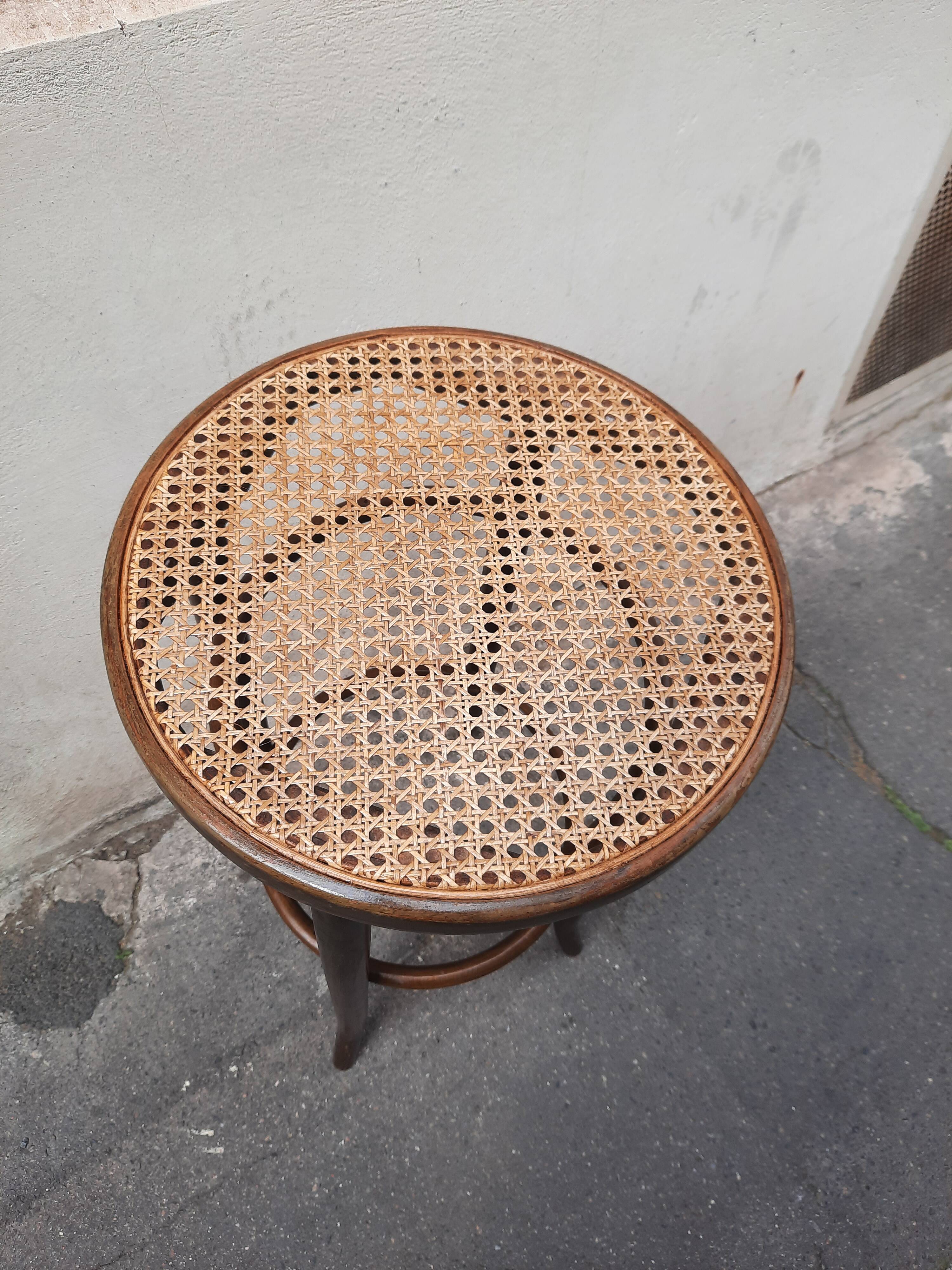 Bar tabouret