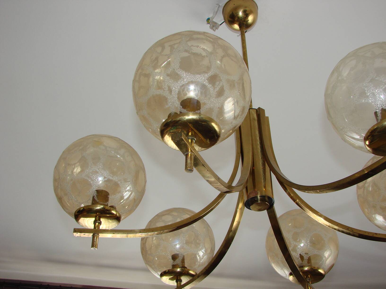 1970s vintage chandelier | Brass, aluminium and glass | 6x E14