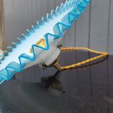 Serrated opaline suspension