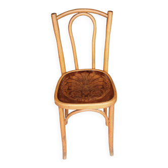 Chaise de bistrot dans sa superbe patine d'origine