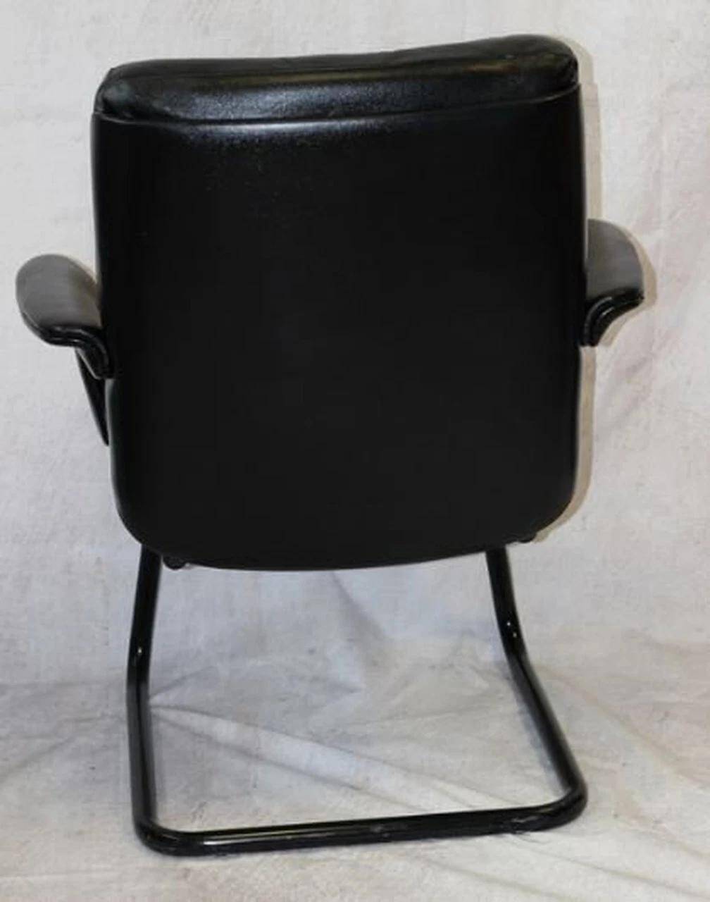 Cantilever office chair