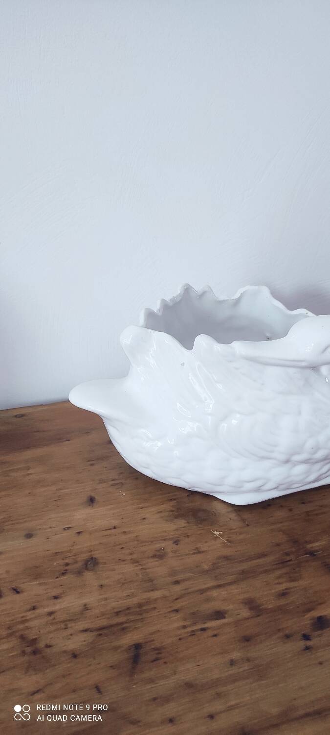 White Swan Vase