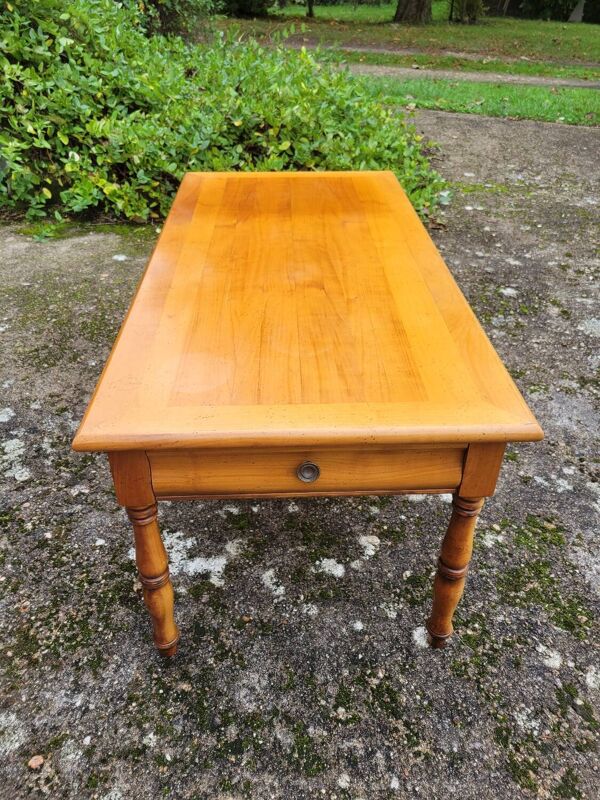 Table basse en merisier