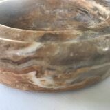 Empty pocket in vintage onyx