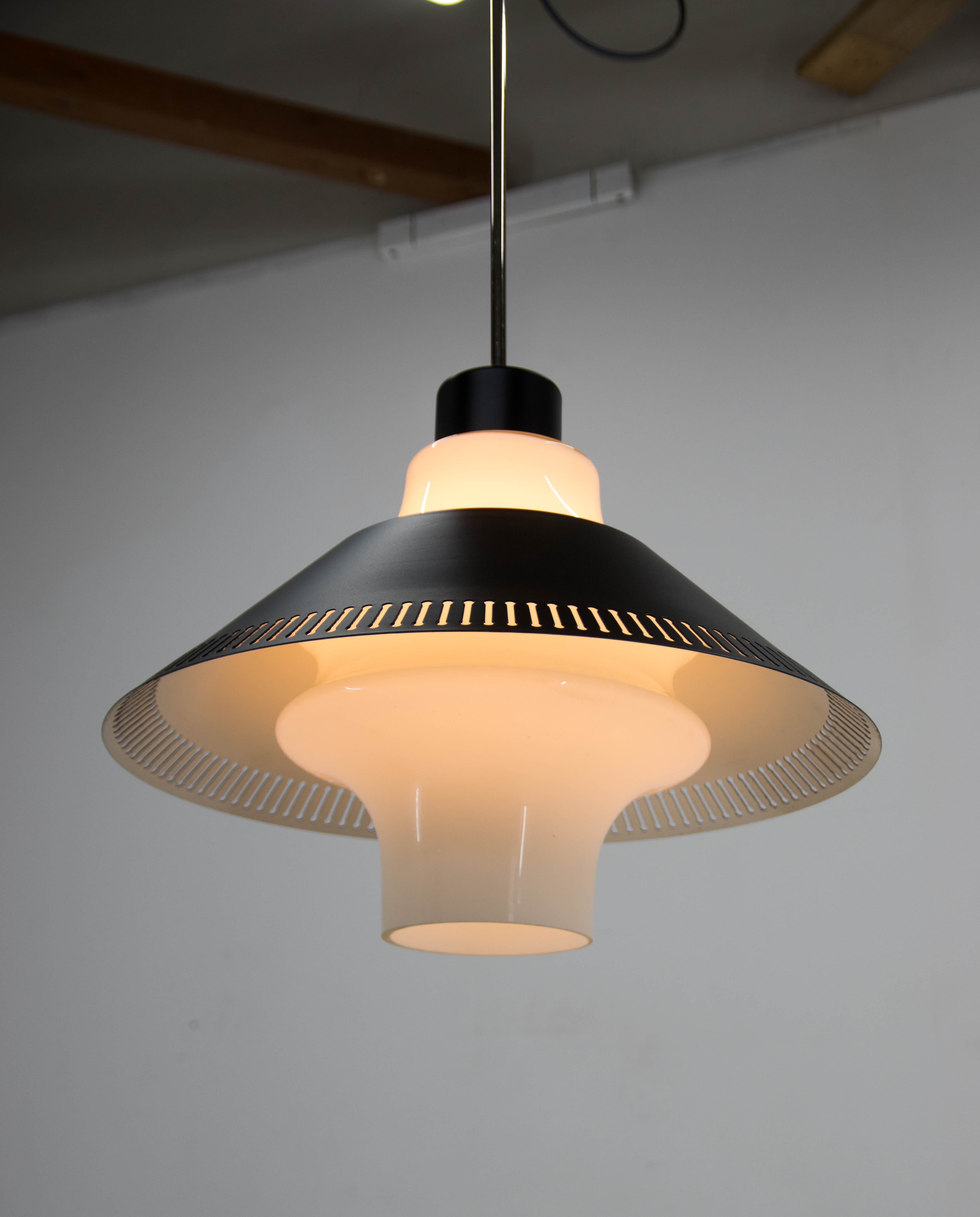 Lustre mid-century par Napako, Tchécoslovaquie, années 1970