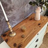 Wooden chest of drawers