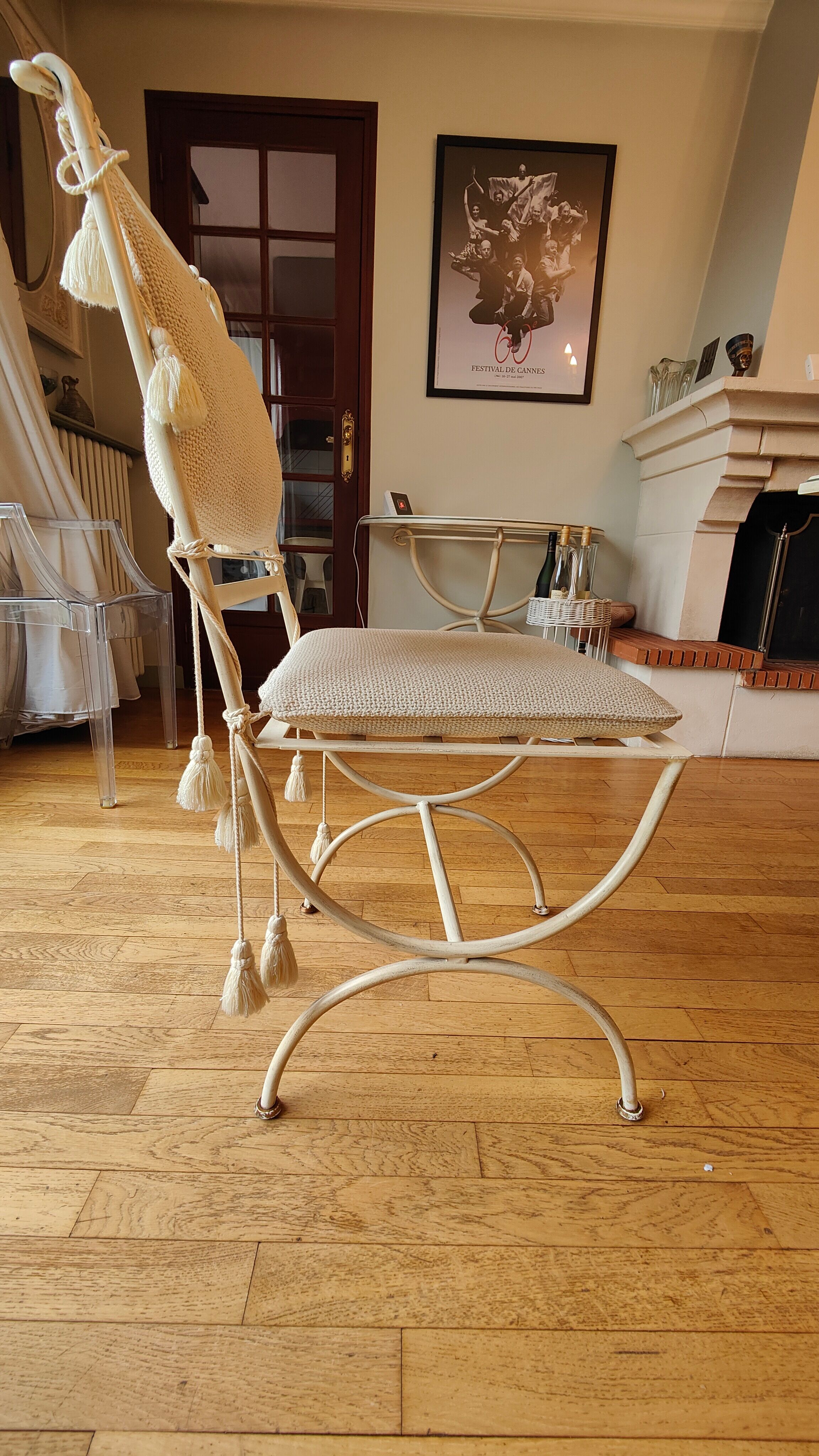 Dining table & 6 white wrought iron chairs Roche Bobois romantic style