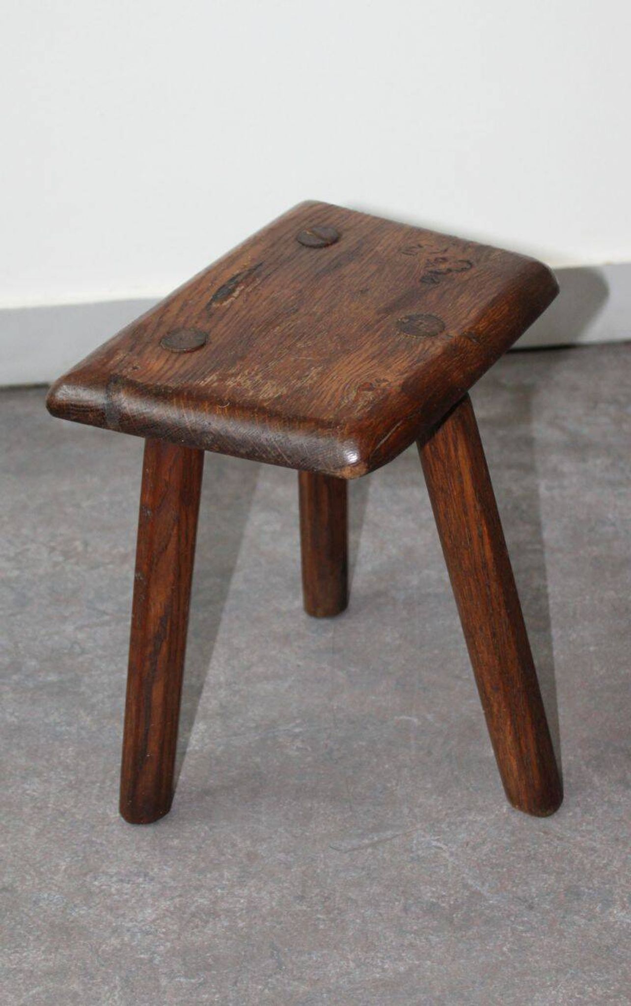 Tabouret brustaliste tripode, 50's.