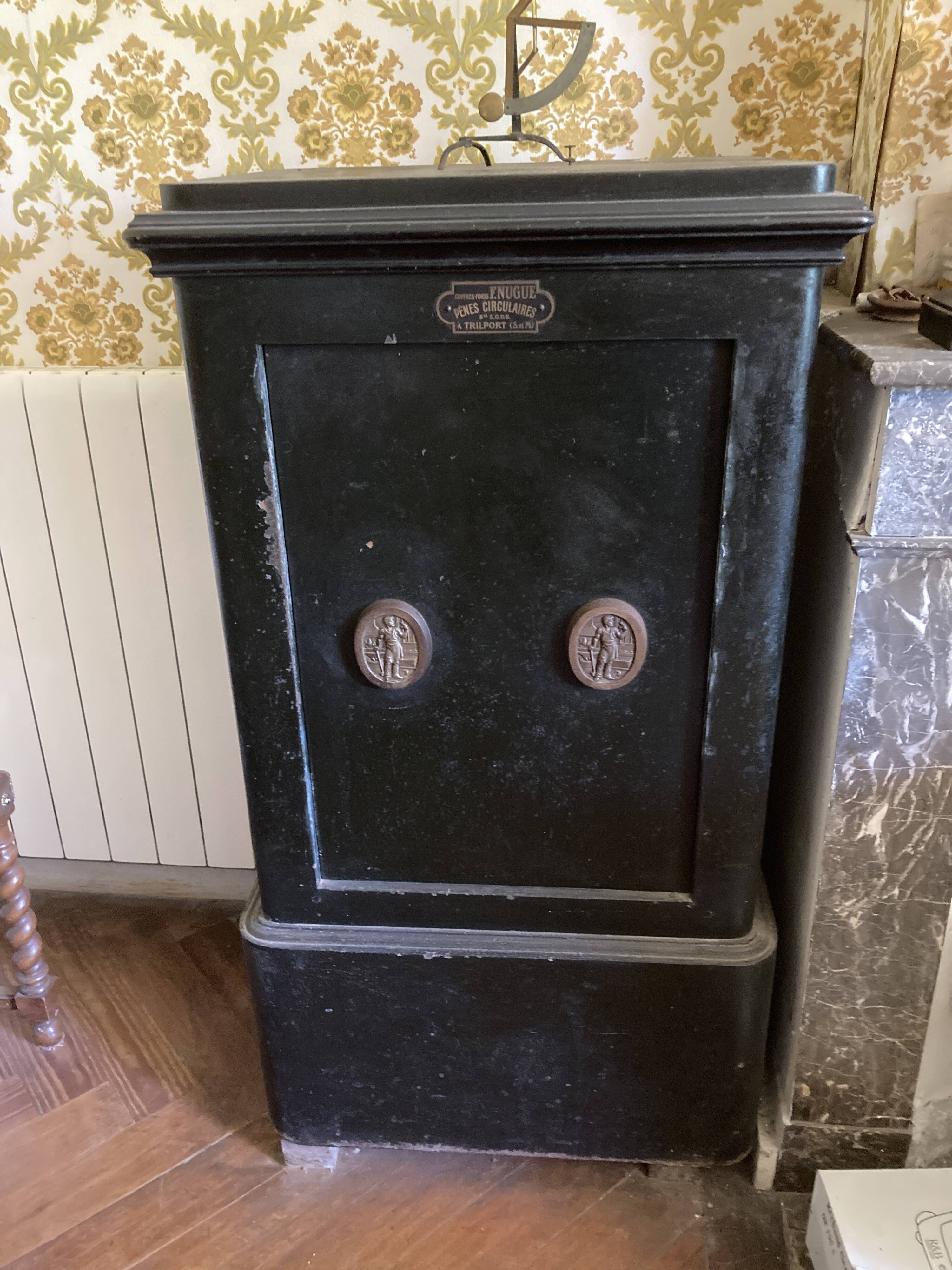 Old safe