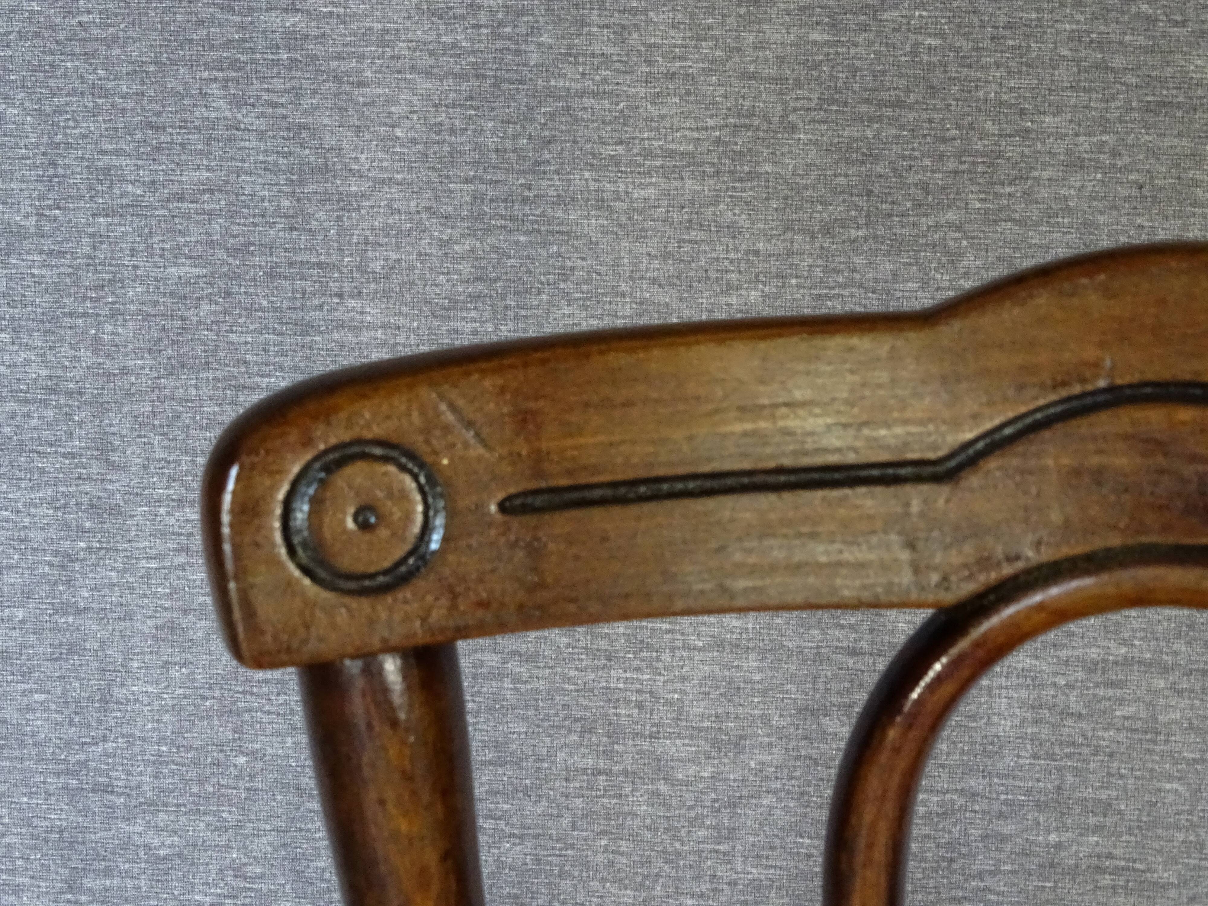 Thonet Chair No. 130 -1/2 from 1904, perfect caning